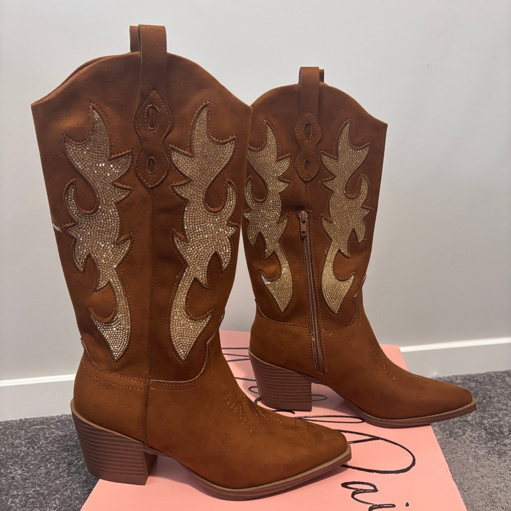 Wild Pair Women's Size 9.5 Brown Suede Cowboy Boots w/ Gold Crystals NIB - Picture 8 of 12